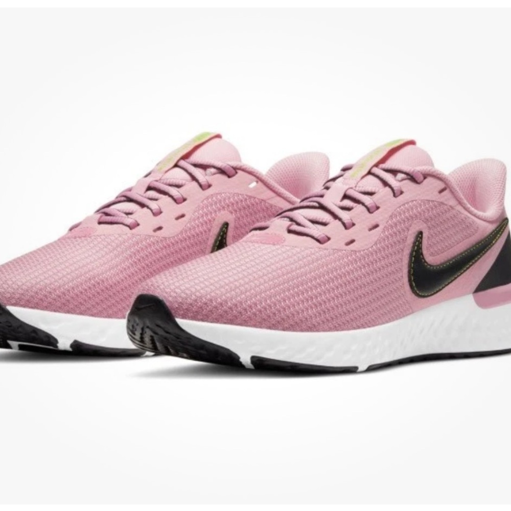 Nike Women's Pink Running Shoes - Lightweight Comfort